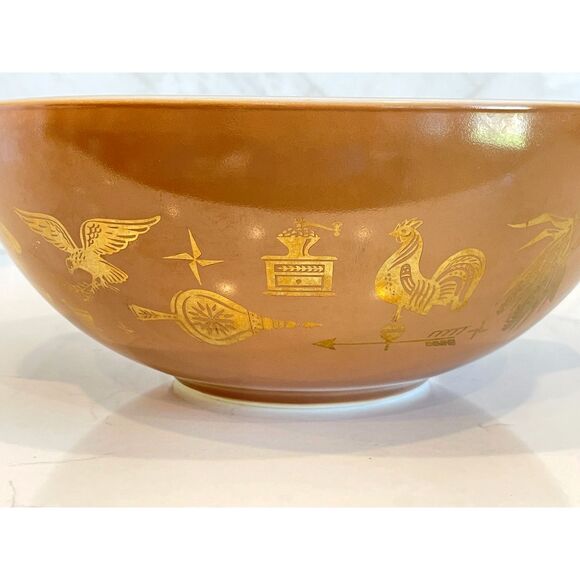 1970's 4Qt Early American Brown/Gold Cinderella Large 13" Pyrex Mixing Bowl #444 - Picture 2 of 9